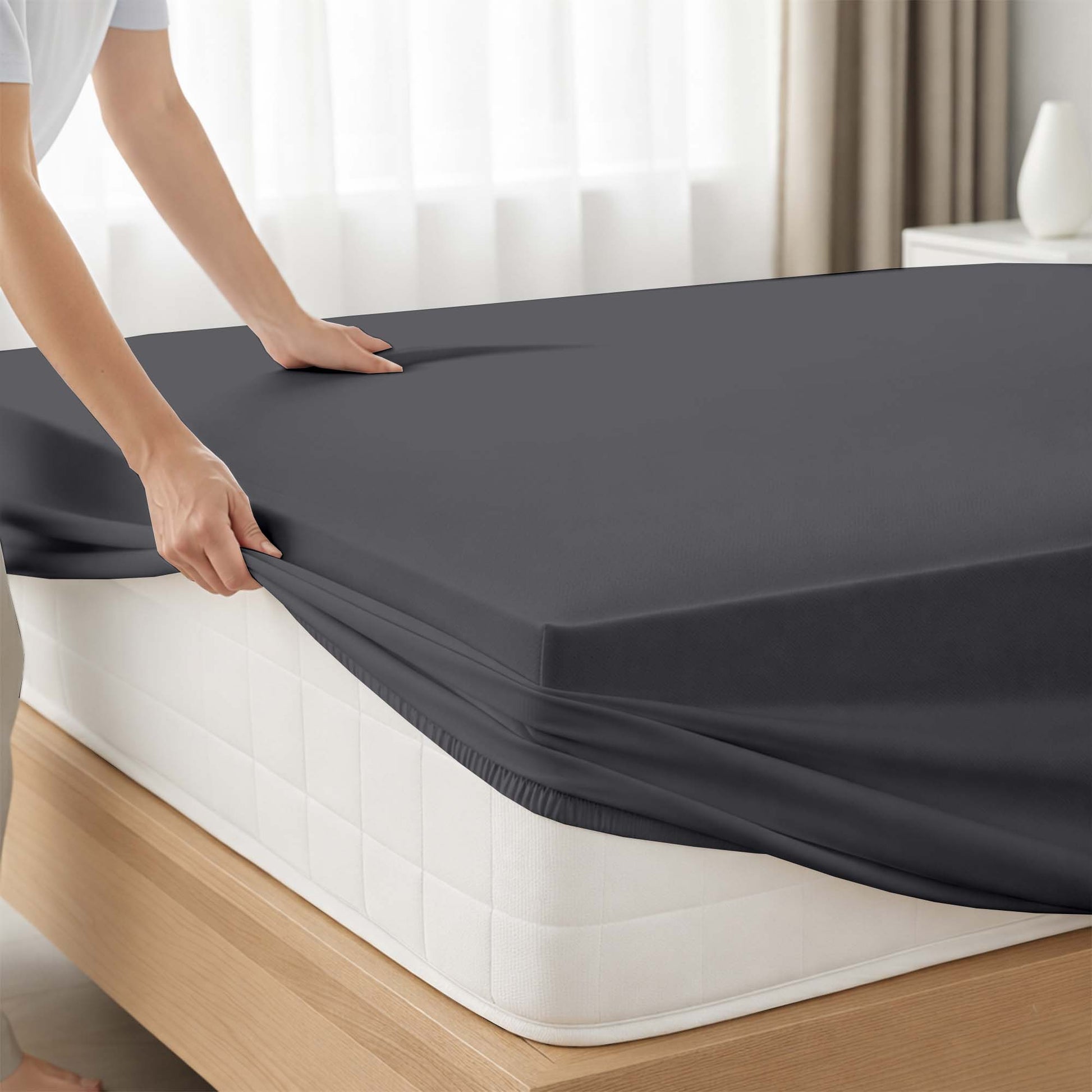 Classic Comfort Collection fitted sheet