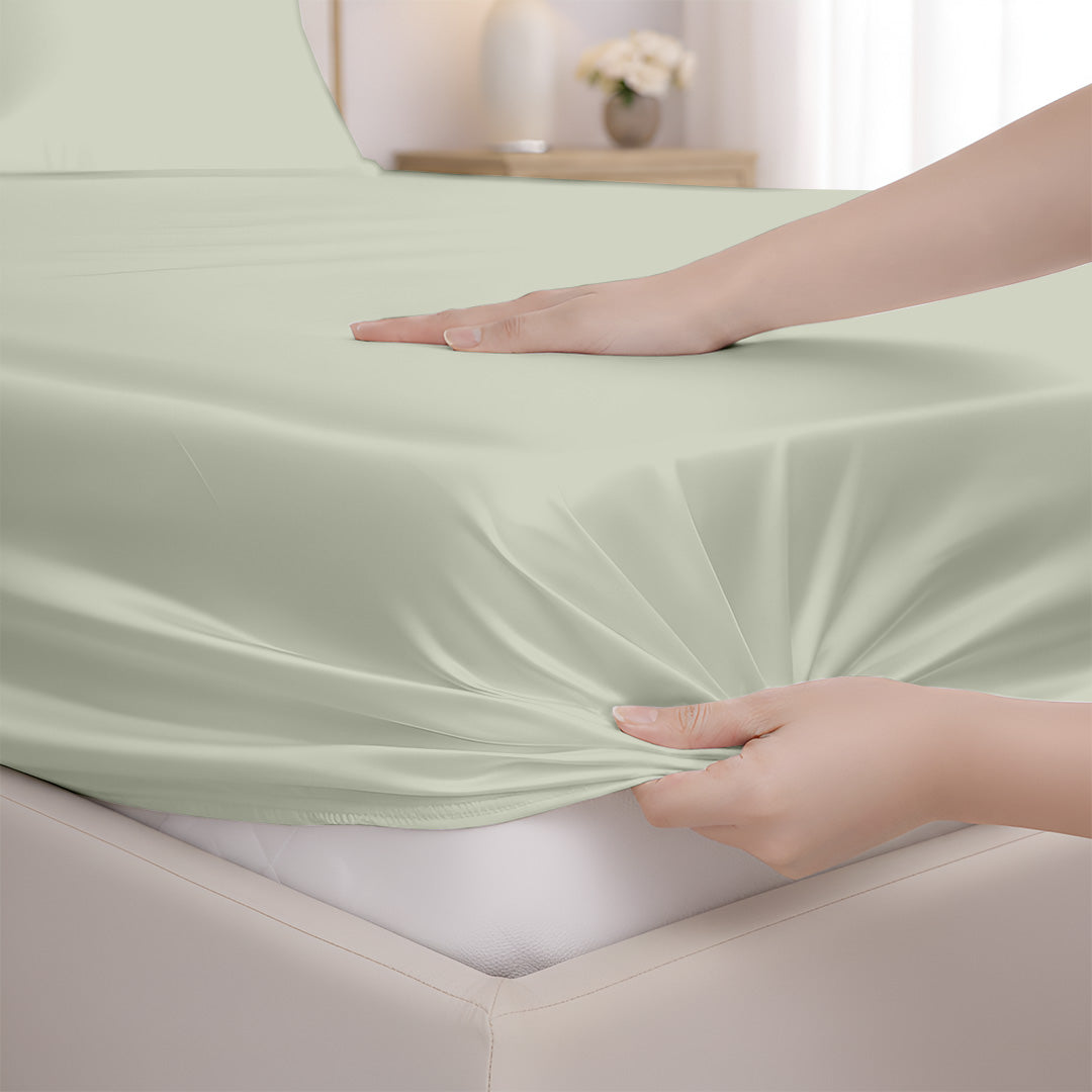 Deep pocket elastic corner on bamboo fitted sheet
