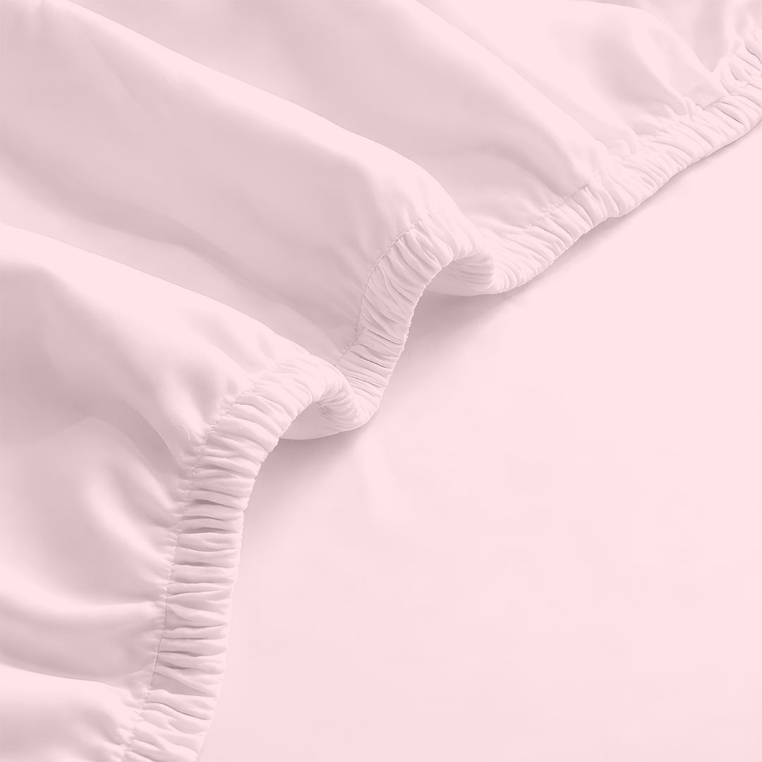 Elastic corner on custom 600 TC fitted sheet