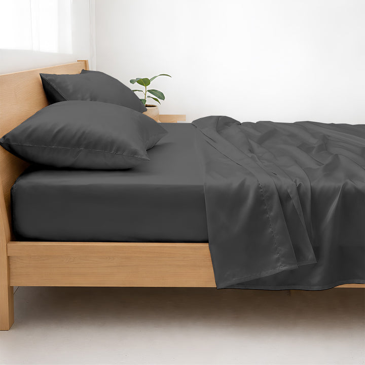 Elastic corner on custom bamboo fitted sheet