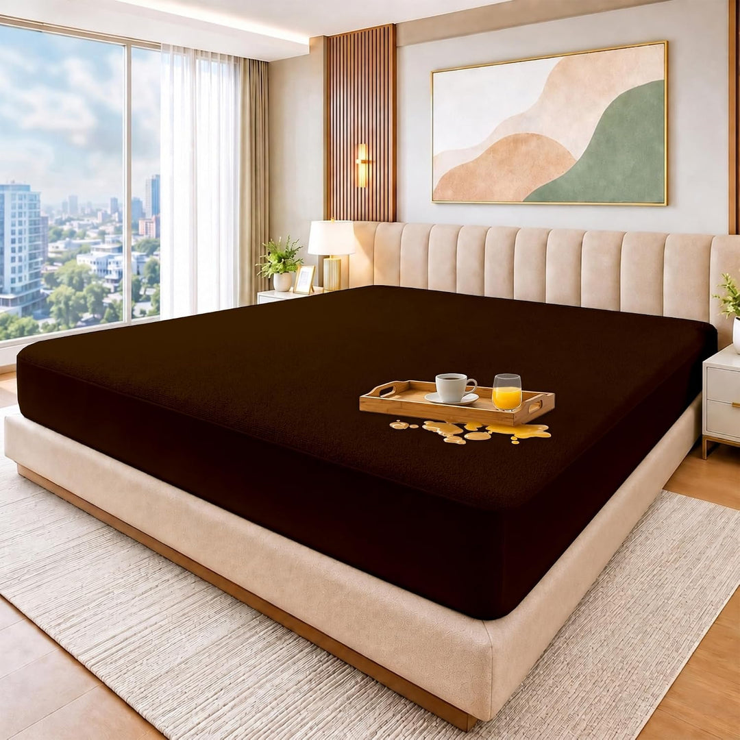 Oversized Mattress Protector – Waterproof, Deep Pocket, Elastic Fit for Large Beds