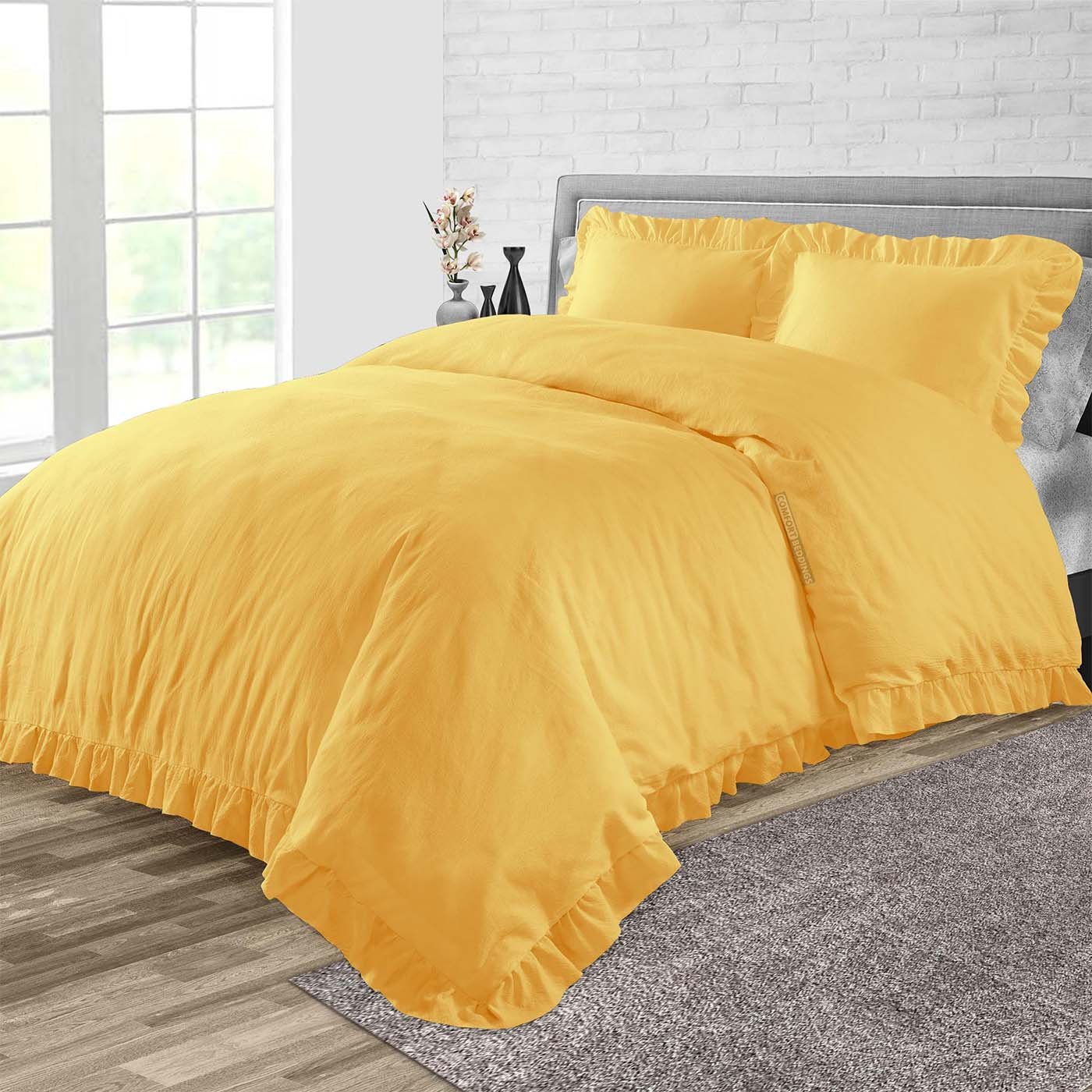 Golden Trimmed Ruffle Duvet Cover