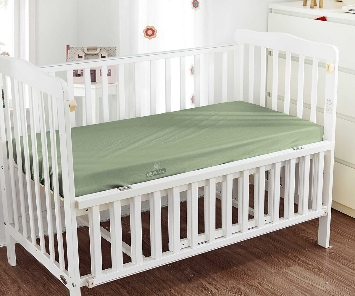 Moss-Fitted Crib Sheets