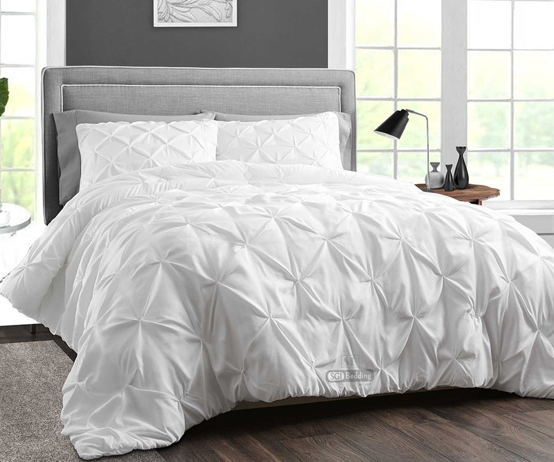 LUXURY WHITE PINCH PLEAT DUVET COVER